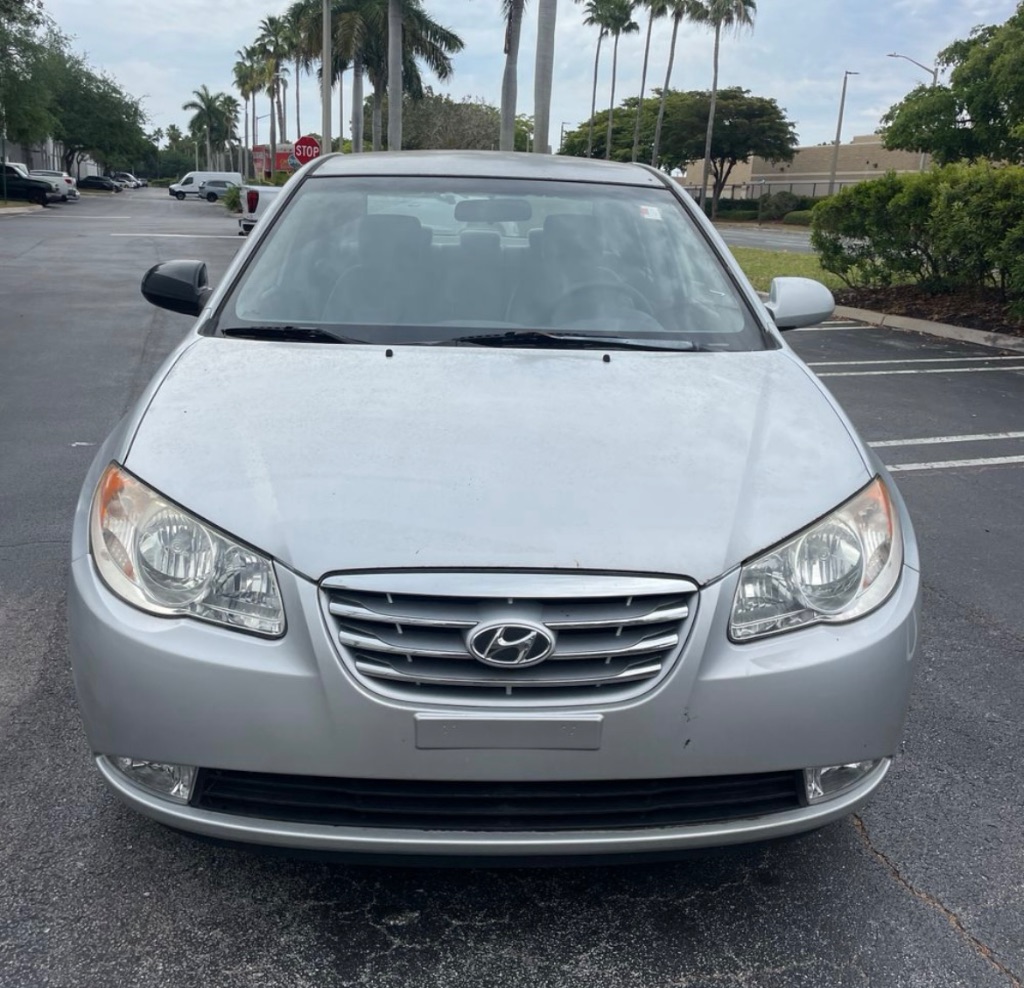 2010 Hyundai Elantra Blue