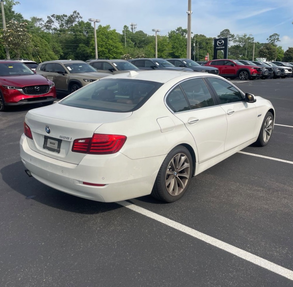2016 Bmw 528i 5-series photo 6