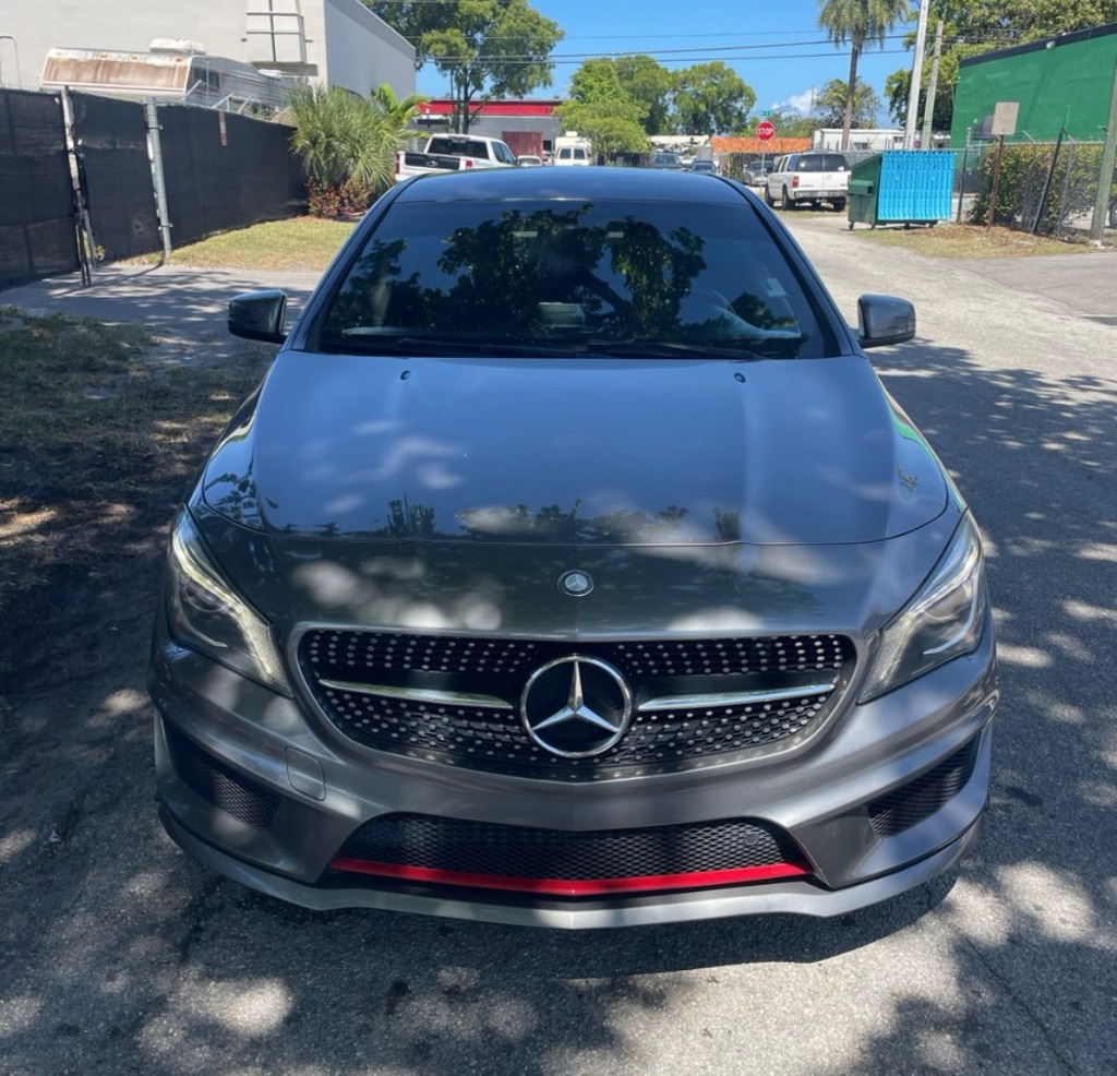 2016 Mercedes-Benz CLA-Class CLA250's photo