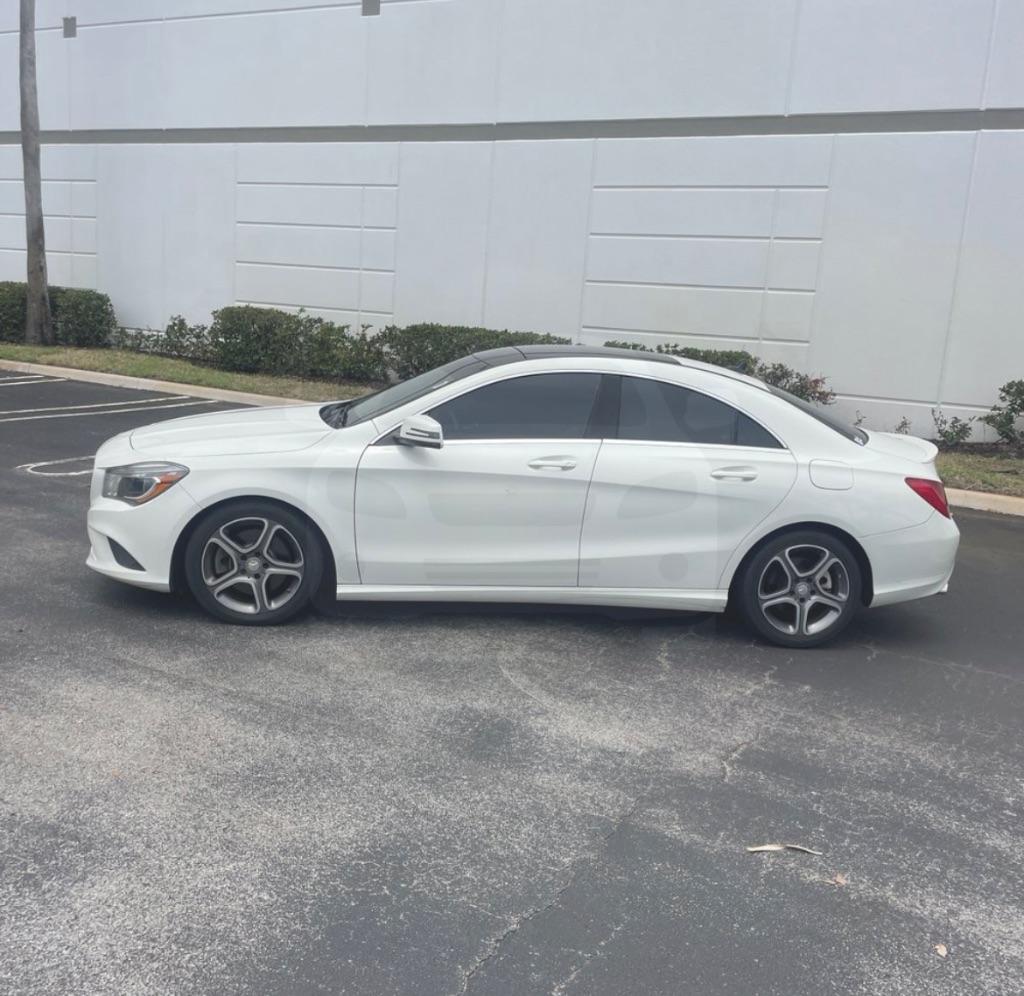 2014 Mercedes Benz CLA 250 photo 3