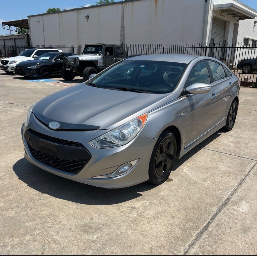 2012 Hyundai Sonata Hybrid Base