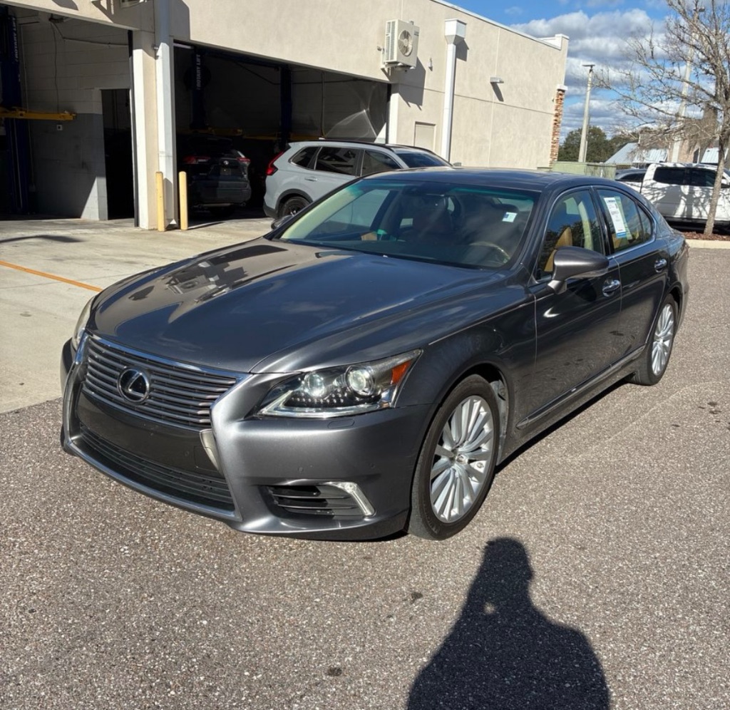 2013 Lexus LS Base