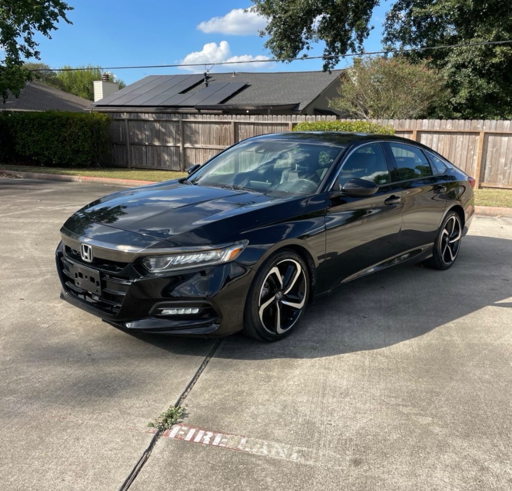 2018 Honda Accord Sport's photo