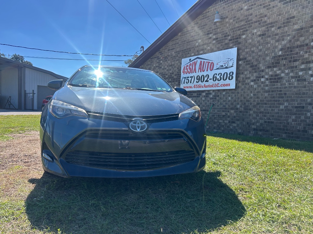 2017 Toyota Corolla LE's photo